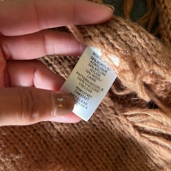 Wildfox Knitted Sweater - Red Heart & Brown Distressed Pullover - Size XS - NEW - Picture 2 of 5